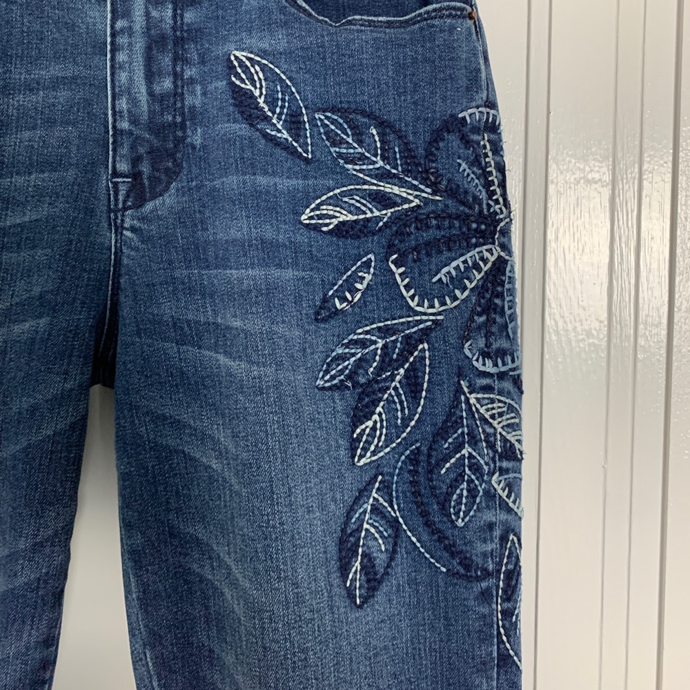 EUC On-Trend Embroidered Denim Jeans